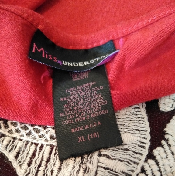 5/$20... Miss Understood RED long sleeve - Picture 3 of 4